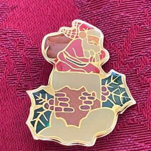 5/$10❤️❤️❤️Vintage 70s Festive Santa Claus Enamel Pin
